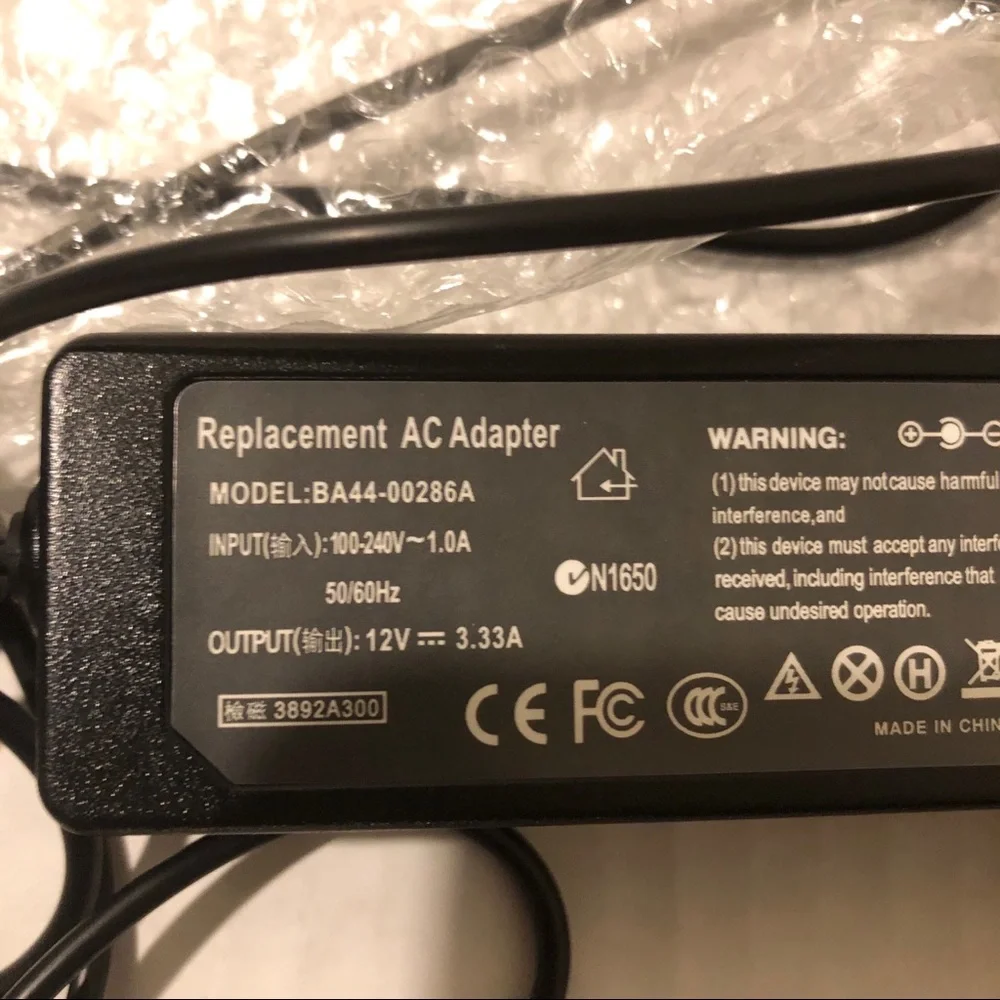 Nwot Replacement Ac adapter model BA44-00286A